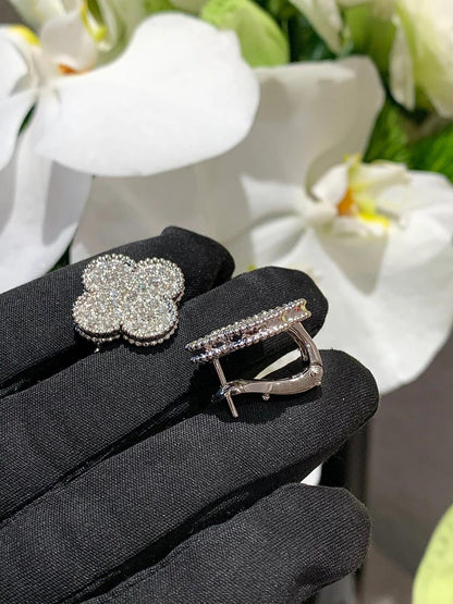 [⭐Reverie Jewels]CLOVER 20MM MOTIFS DIAMOND STUD EARRINGS SILVER