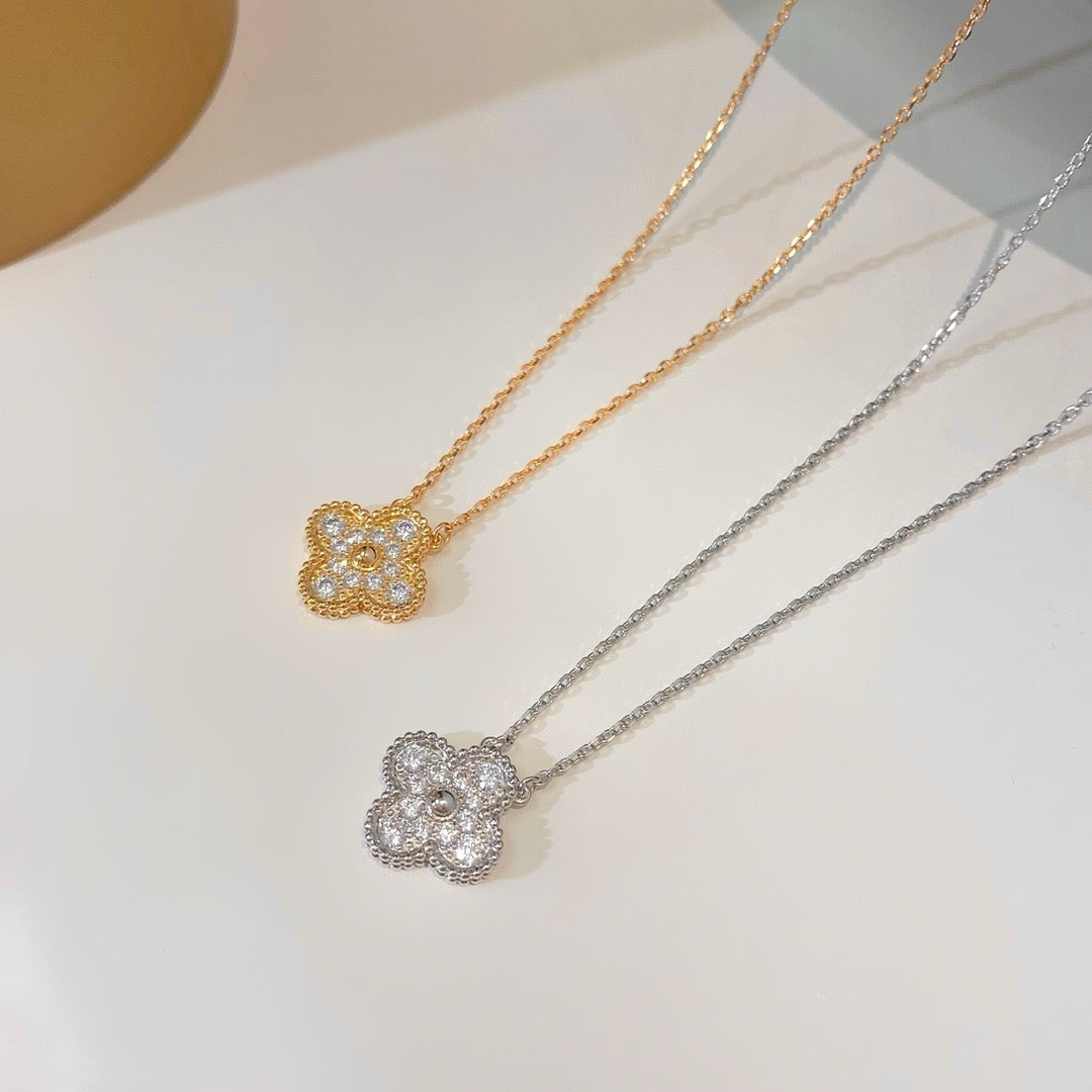 [⭐Reverie Jewels]CLOVER 15MM DIAMOND SINGLE FLOWER NECKLACE