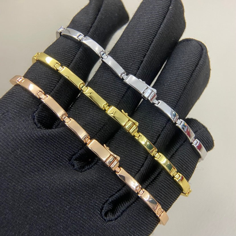 [⭐Reverie Jewels]PANTHERE HALF DIAMOND ON CHAIN BRACELET