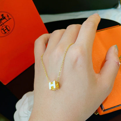[⭐Reverie Jewels]H WHITE SQUARE GOLD NECKLACE