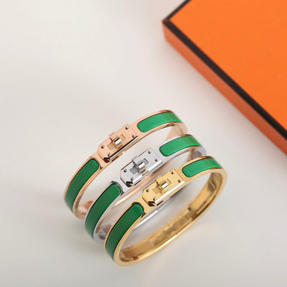[⭐Reverie Jewels]HM KELLY GREEN BRACELET