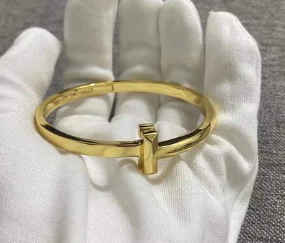 [Reverie Jewels]T1 WIDE HINGED BANGLE BRACELET