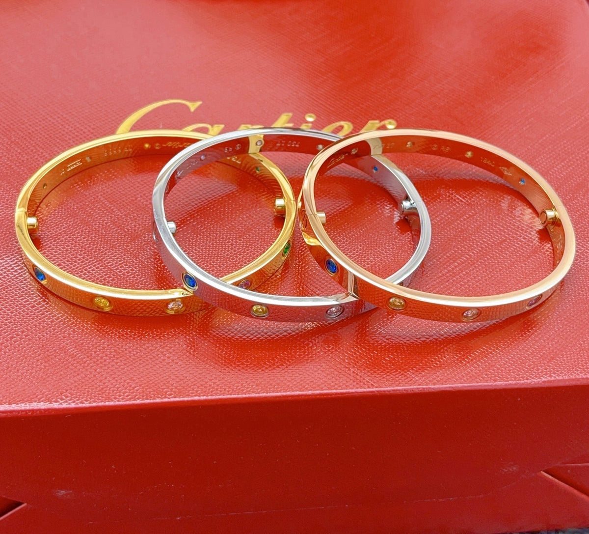 [⭐Reverie Jewels] 2026 RAINBOW LOVE BRACELET 6.1MM  10 DIAMONDS