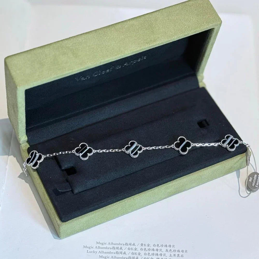 [⭐Reverie Jewels] CLOVER 5 MOTIF PULSAR STONE BRACELET COLLECTION