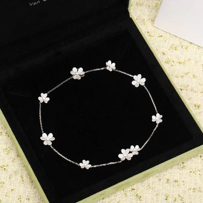 [⭐Reverie Jewels]FRIVOLE SILVER 9 FLOWERS NECKLACE