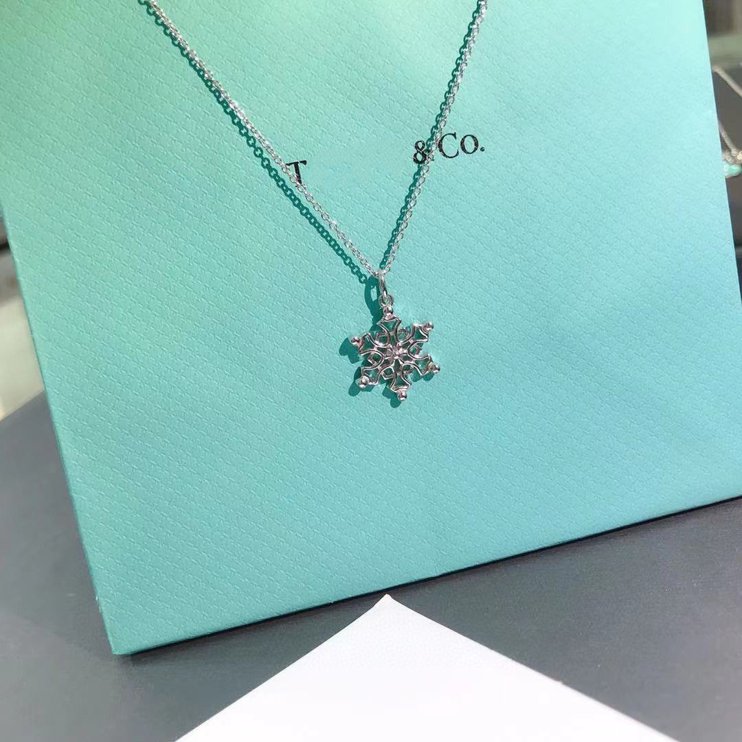 [Reverie Jewels]STERLING SILVER SNOWFLAKE PENDANT NECKLACE