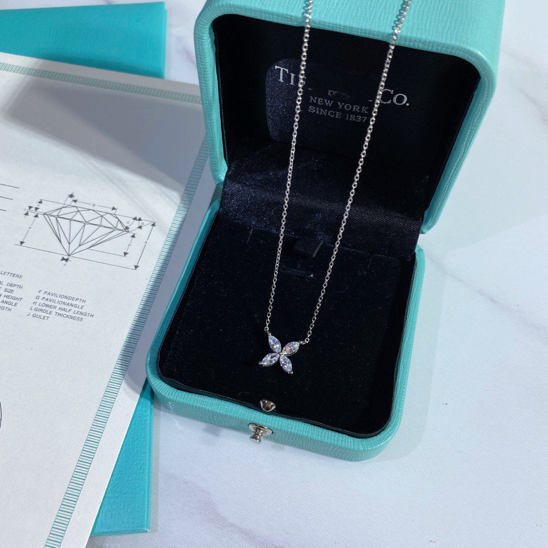 [Reverie Jewels]PLATINUM AND DIAMOND VICTORIA PENDANT NECKLACE