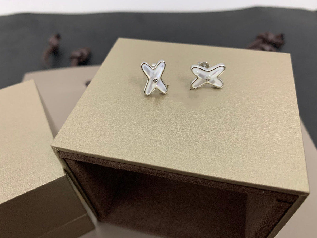 [⭐Reverie Jewels]JEUX DE WHITE MOP SILVER DIAMOND EARRINGS