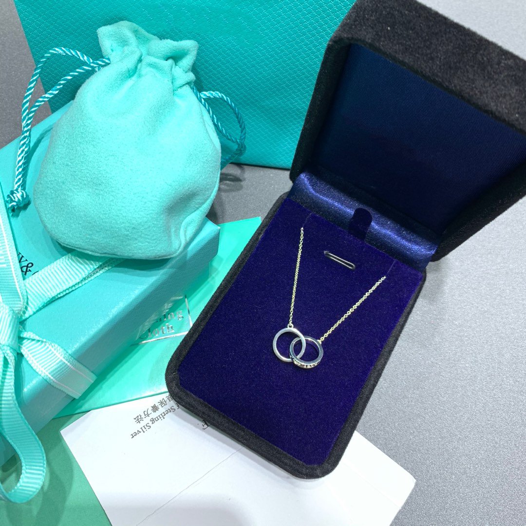 [Reverie Jewels]INTERLOCKING CIRCLES PENDANT SILVER SMALL NECKLACE