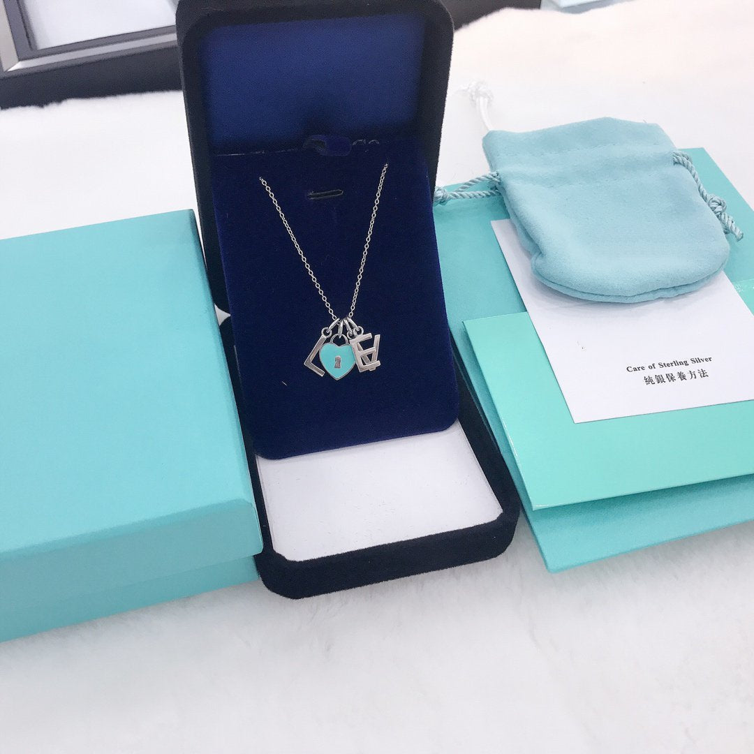 [Reverie Jewels]COLLAR LOVE PLATA NECKLACE