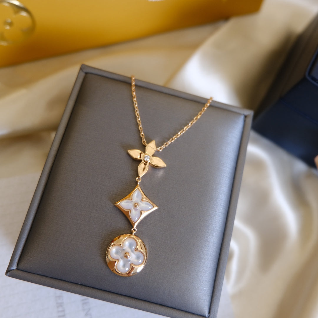 [⭐Reverie Jewels]COLOR BLOSSOM LARIAT NECKLACE PINK GOLD WHITE MOTHER PEARL AND DIAMOND