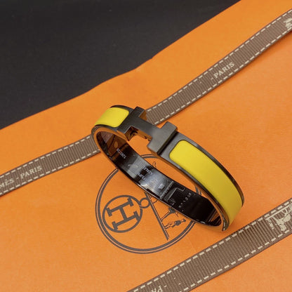 [⭐Reverie Jewels]CLIC HM SO BLACK YELLOW BRACELET