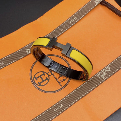 [⭐Reverie Jewels]CLIC HM SO BLACK YELLOW BRACELET
