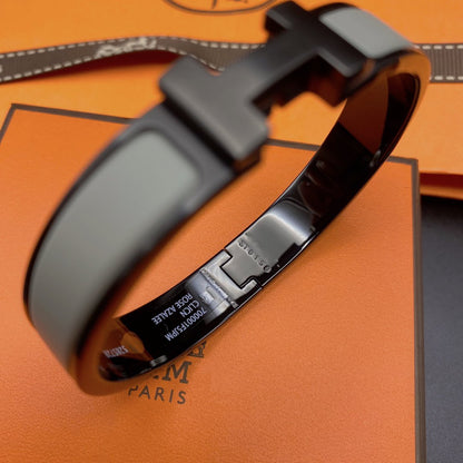[⭐Reverie Jewels]CLIC HM SO BLACK GREY BRACELET