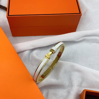 [⭐Reverie Jewels]CLASSIC HM CLIC WHITE 8MM ENAMEL BRACELET