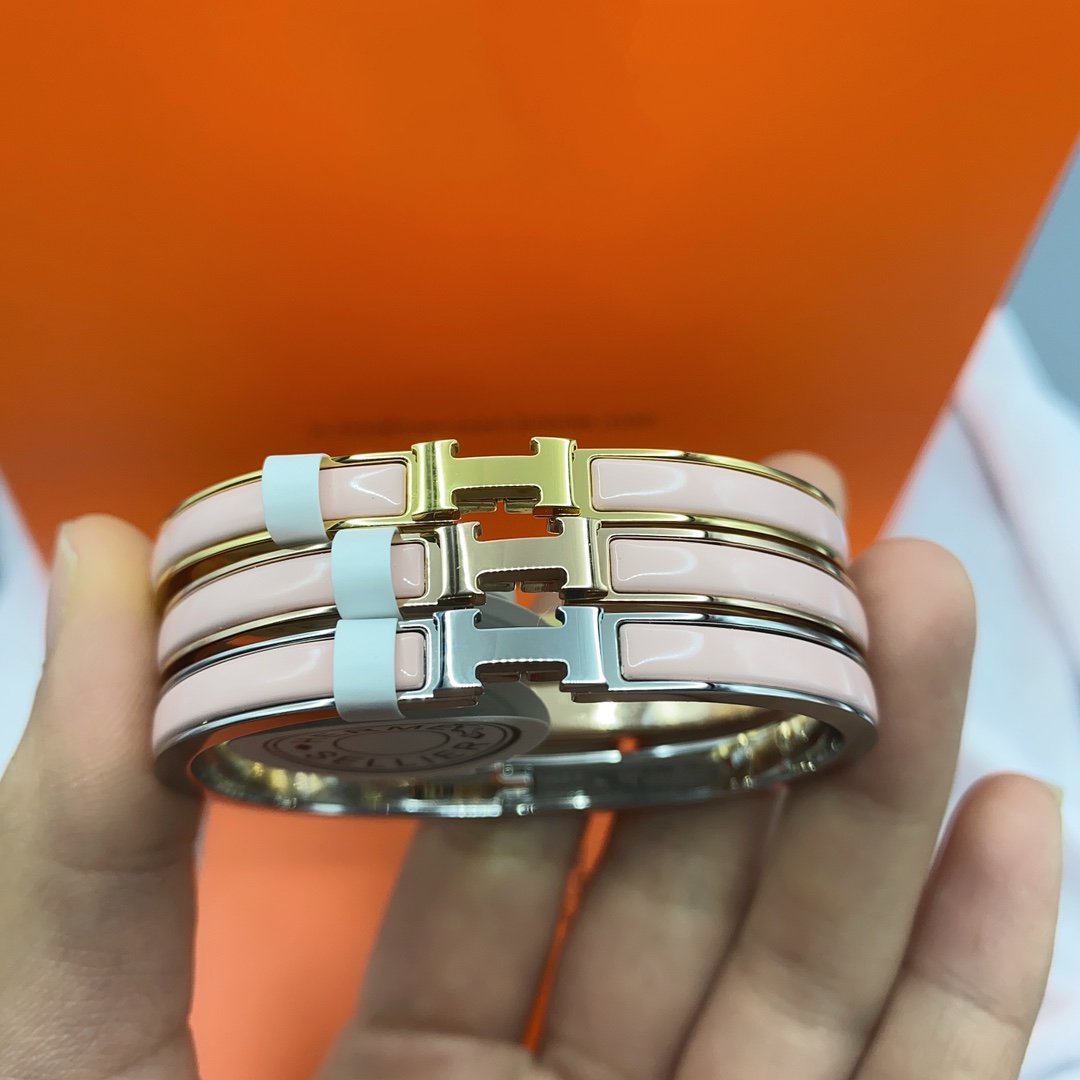 [⭐Reverie Jewels]CLASSIC HM CLIC  PINK 8MM ENAMEL BRACELET