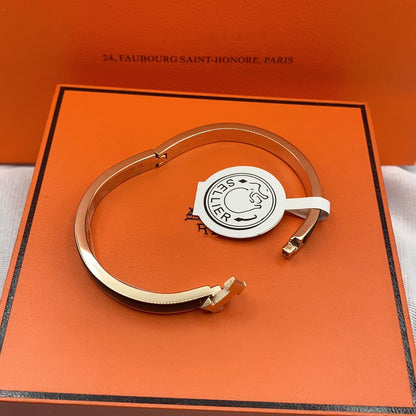[⭐Reverie Jewels]CLASSIC HM CLIC BLACK 8MM ENAMEL BRACELET