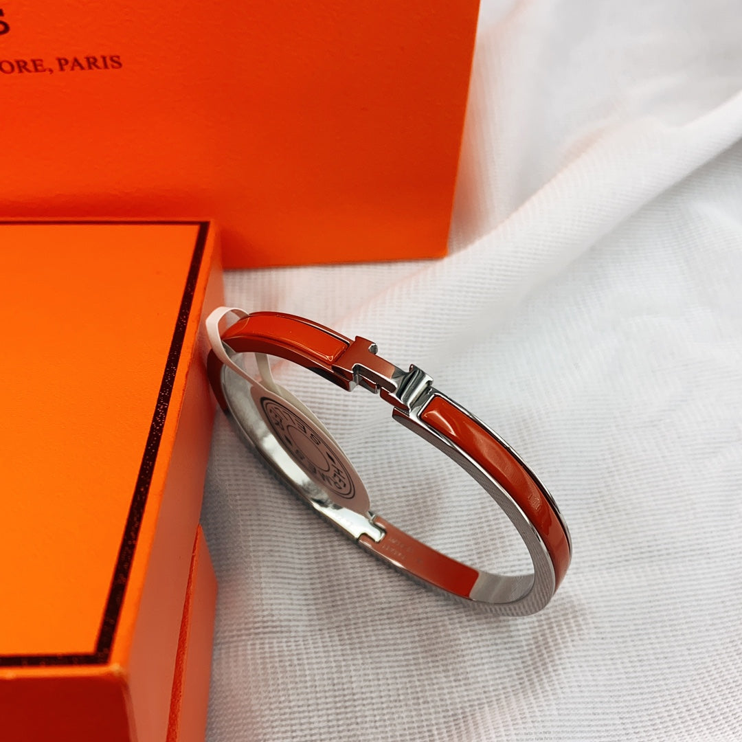 [⭐Reverie Jewels]CLASSIC HM CLIC RED 8MM ENAMEL BRACELET