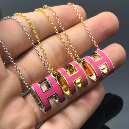 [⭐Reverie Jewels]H NECKLACE PINK