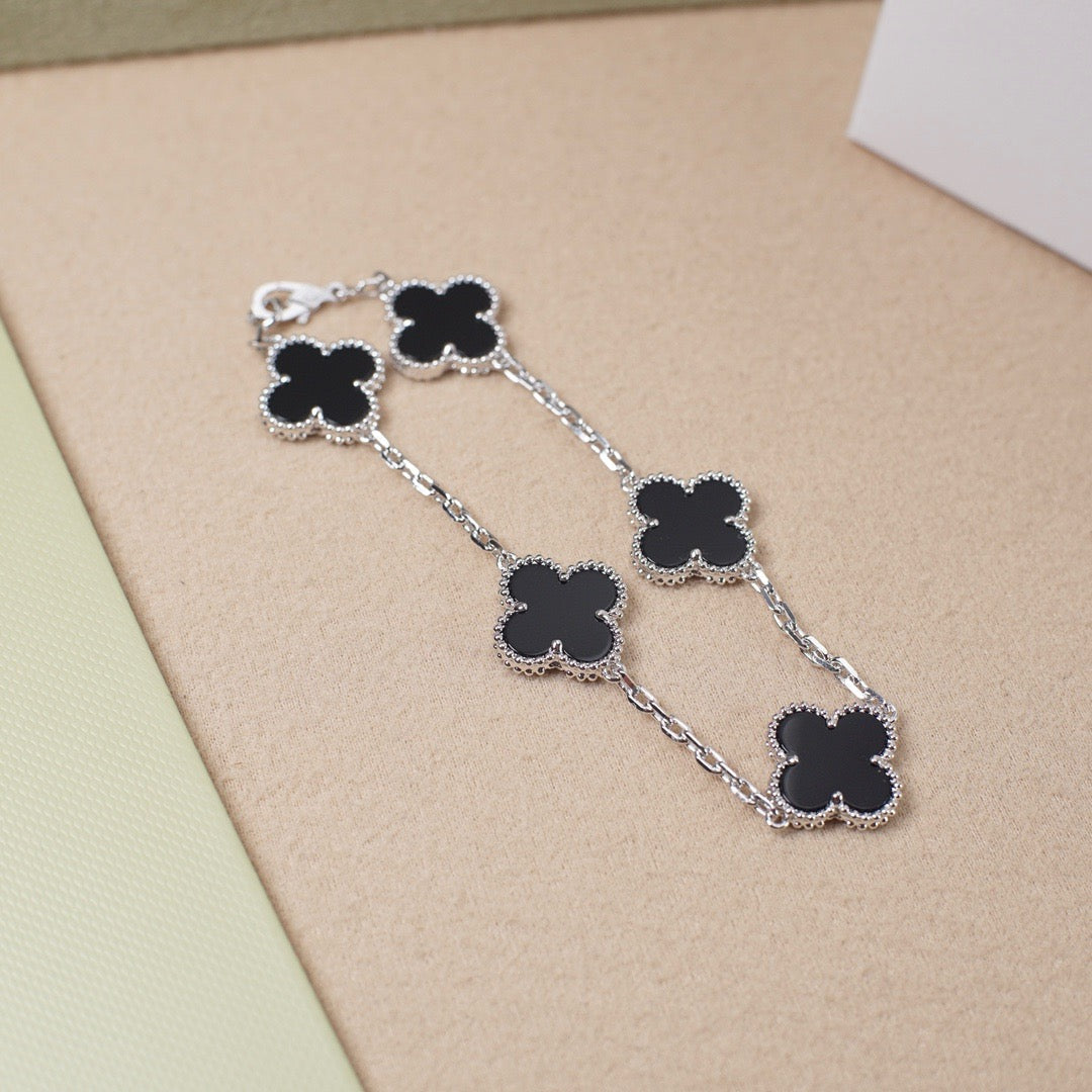 [⭐Reverie Jewels] CLOVER 5 MOTIF ONYXS BRACELET COLLECTION