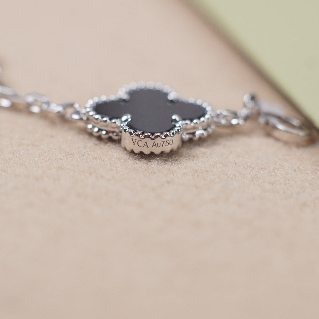 [⭐Reverie Jewels] CLOVER 5 MOTIF ONYXS BRACELET COLLECTION
