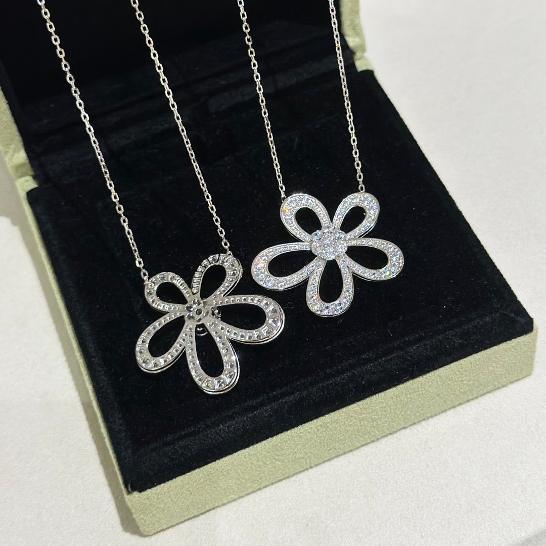 [⭐Reverie Jewels]FLOWERLACE NECKLACE FULL DIAMONDS
