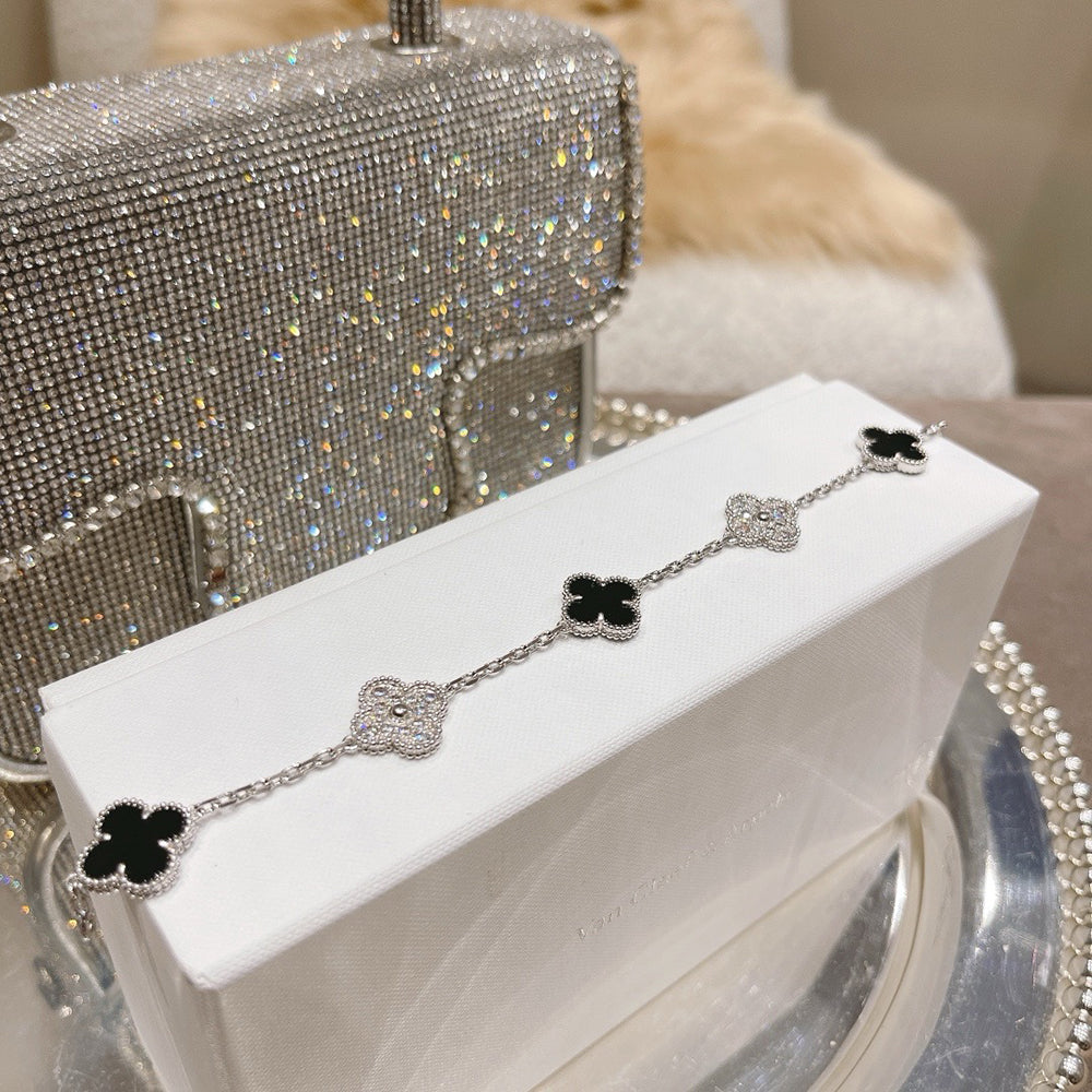 [⭐Reverie Jewels] CLOVER 5 MOTIF ONYXS BRACELET COLLECTION