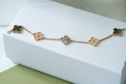 [⭐Reverie Jewels] CLOVER 5 MOTIF GRAY MOP BRACELET COLLECTION