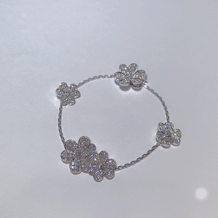 [⭐Reverie Jewels]FRIVOLE SILVER 5 FLOWERS BRACELET