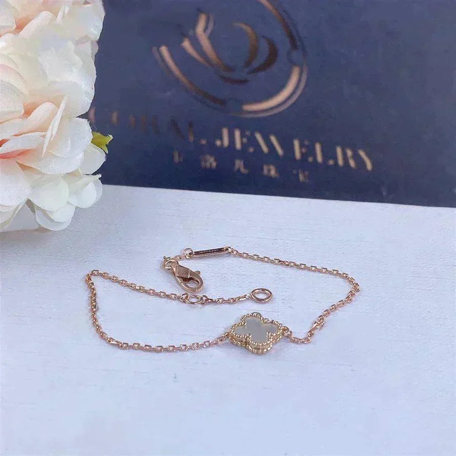 [⭐Reverie Jewels]CLOVER WHITE MOP SINGLE FLOWER BRACELET