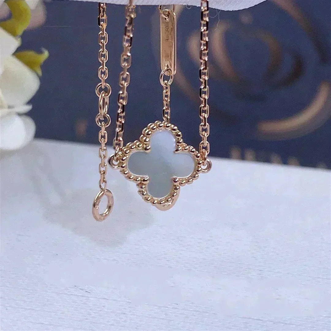 [⭐Reverie Jewels]CLOVER WHITE MOP SINGLE FLOWER BRACELET