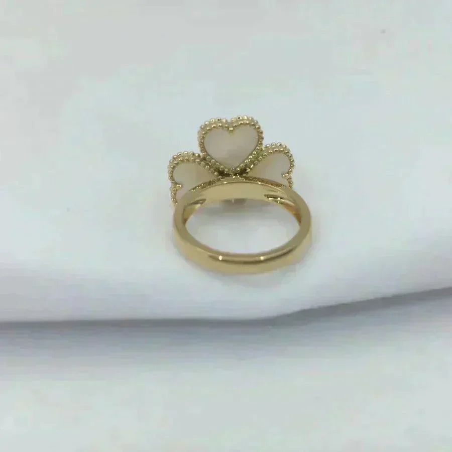 [⭐Reverie Jewels]SWEET CLOVER WHITE MOP RING