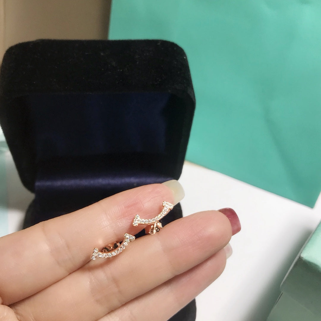 [Reverie Jewels]SMILE DIAMOND EARRINGS