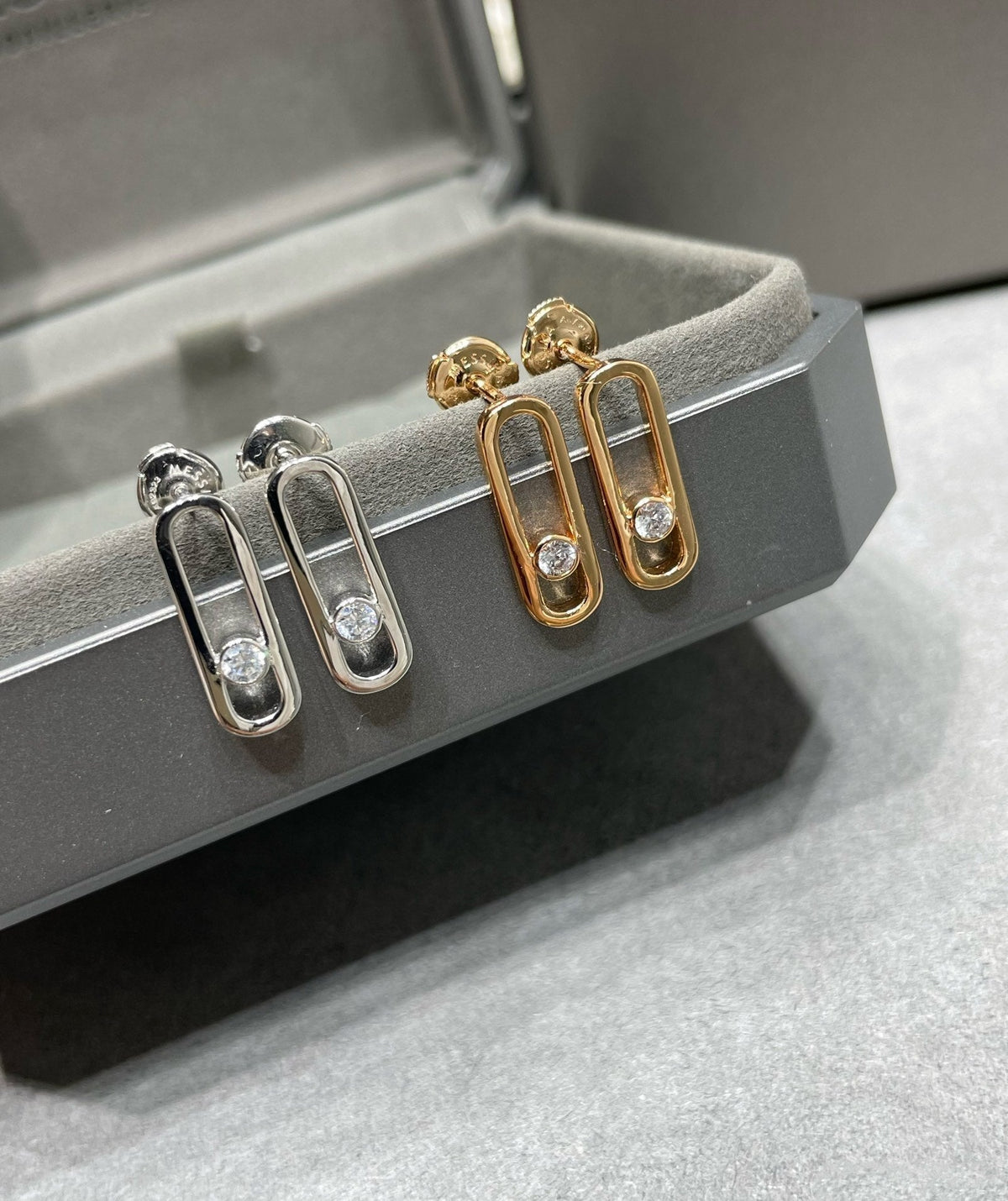 [⭐Reverie Jewels]MOVE UNO SMALL 1 DIAMOND EARRINGS