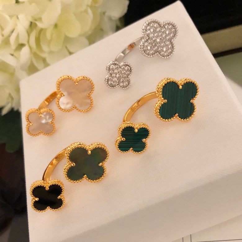 [⭐Reverie Jewels]CLOVER BETWEEN THE FINGER RING