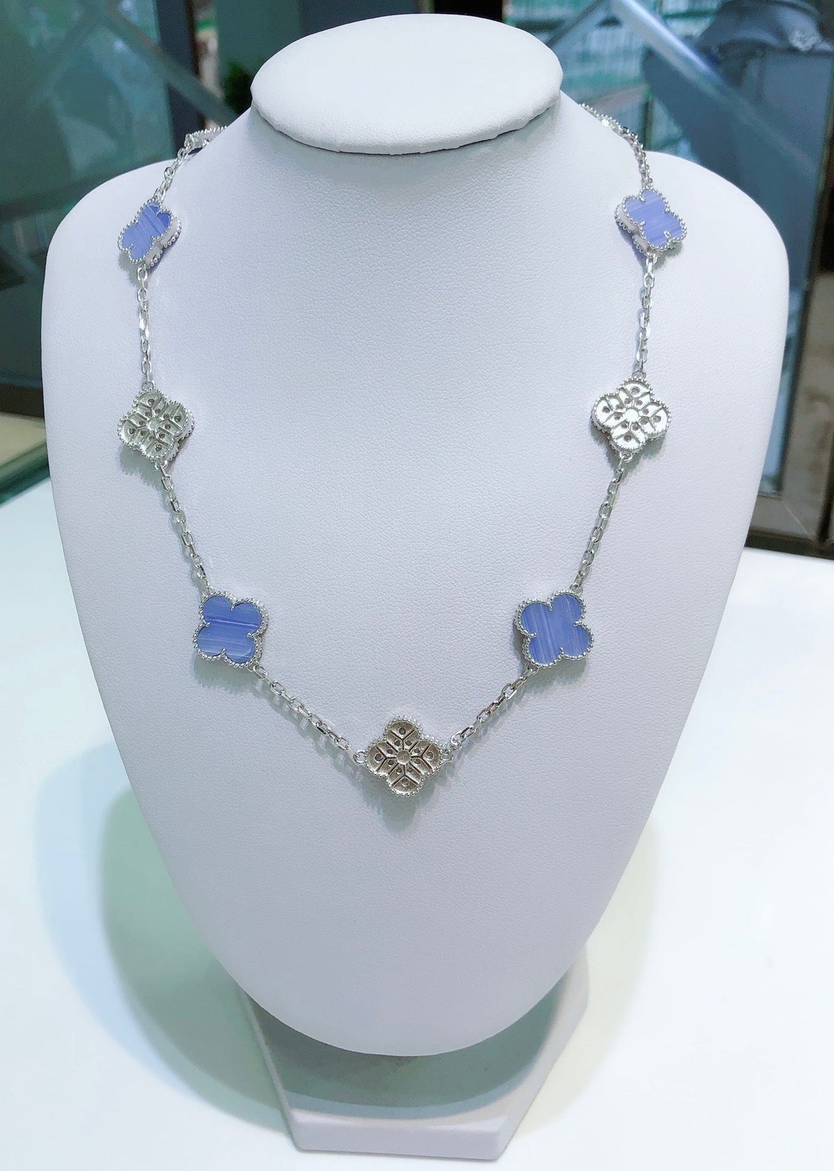 [⭐Reverie Jewels]CLOVER 10 MOTIFS CHALCEDONY DIAMONDS SILVER NECKLACE