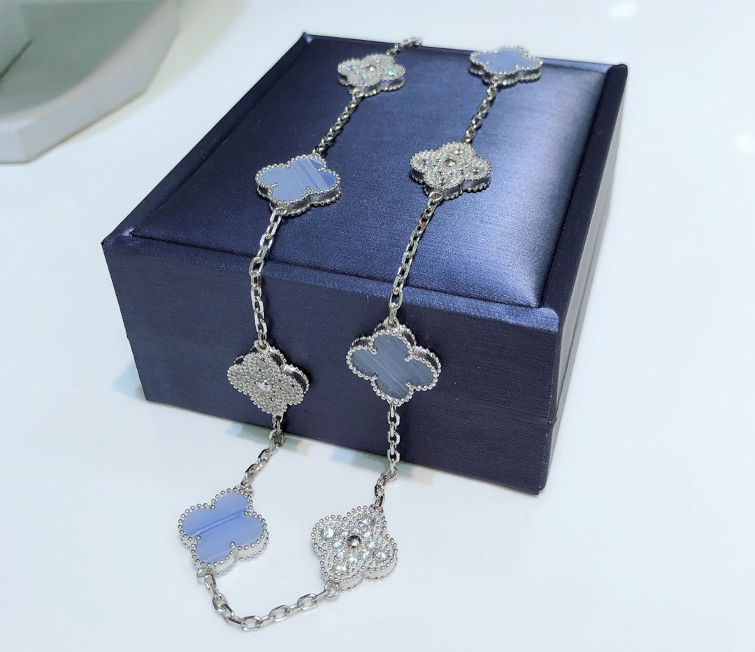 [⭐Reverie Jewels]CLOVER 10 MOTIFS CHALCEDONY DIAMONDS SILVER NECKLACE
