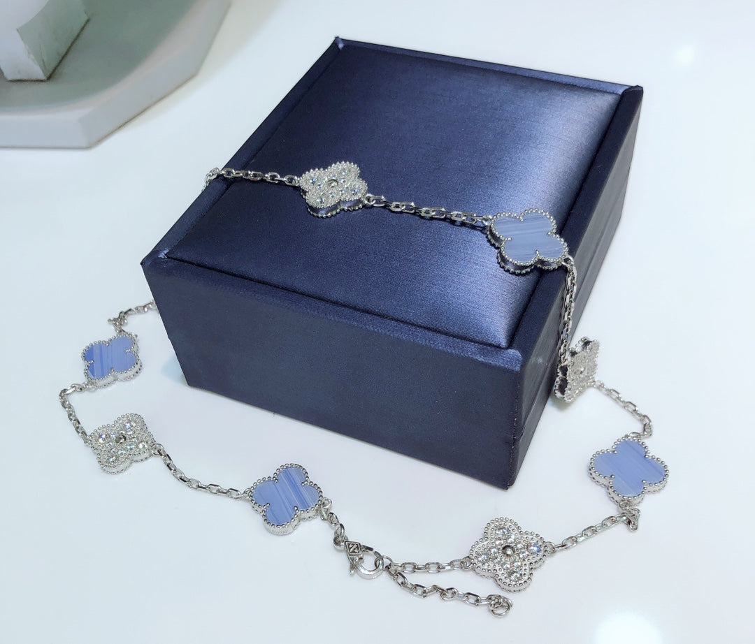 [⭐Reverie Jewels]CLOVER 10 MOTIFS CHALCEDONY DIAMONDS SILVER NECKLACE