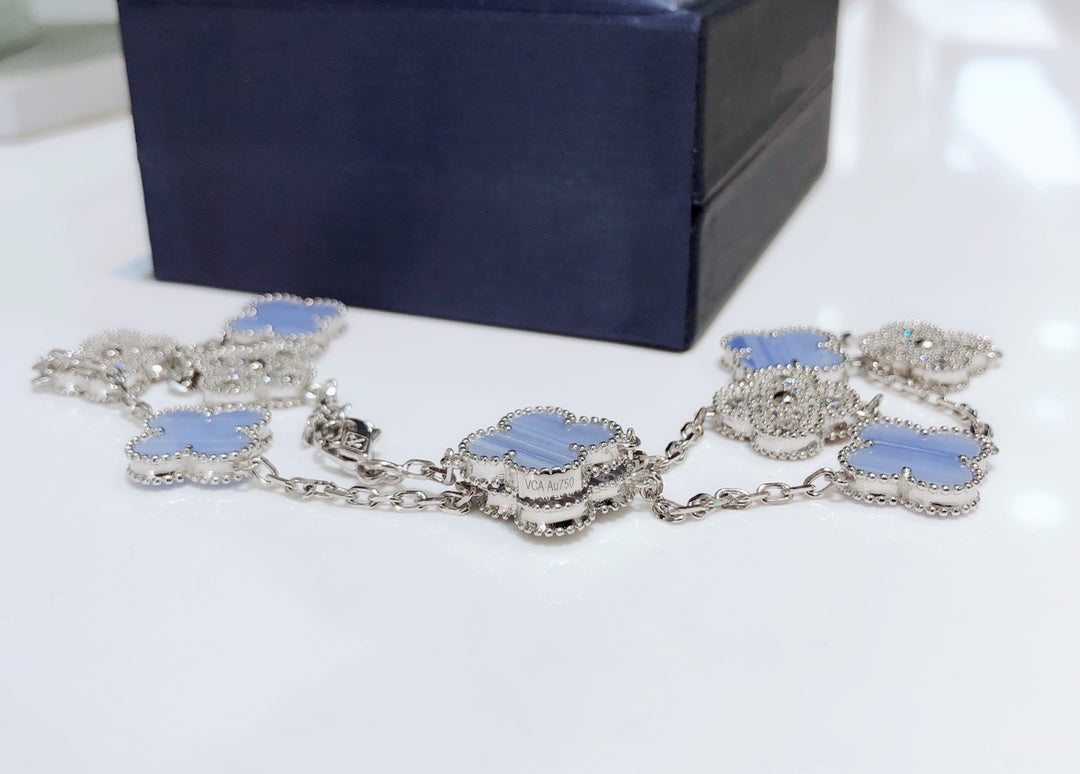 [⭐Reverie Jewels]CLOVER 10 MOTIFS CHALCEDONY DIAMONDS SILVER NECKLACE