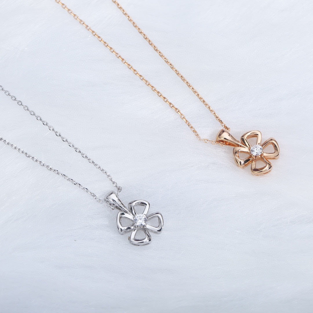 [⭐Reverie Jewels]FIOREVER NECKLACE DIAMOND CENTER