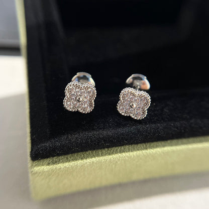 [⭐Reverie Jewels]CLOVER MINI DIAMOND STUD EARRINGS