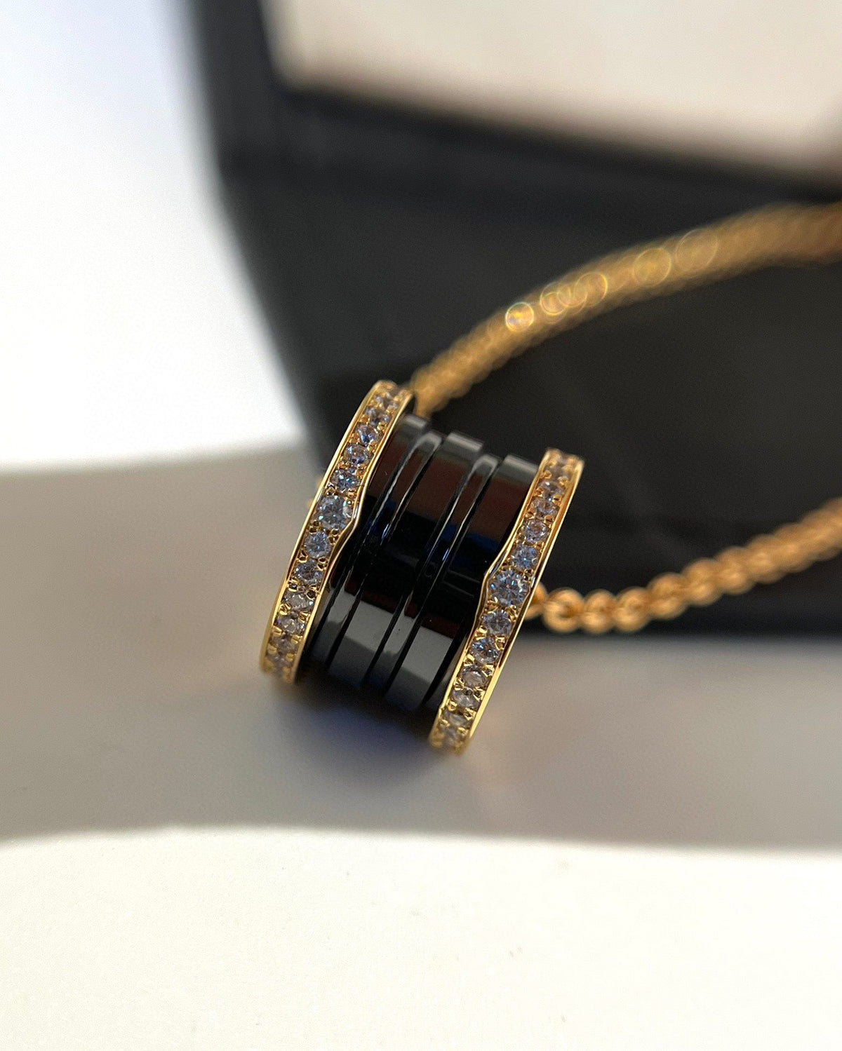 [⭐Reverie Jewels]ZERO 1 BLACK CERAMIC DIAMOND PINK GOLD NECKLACE