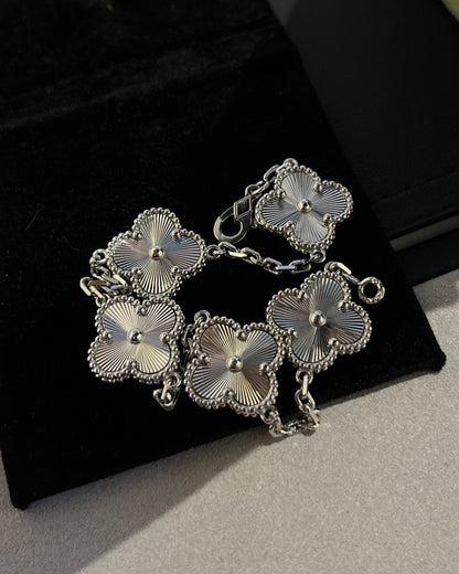 [⭐Reverie Jewels] CLOVER 5 MOTIF LASER BRACELET COLLECTION