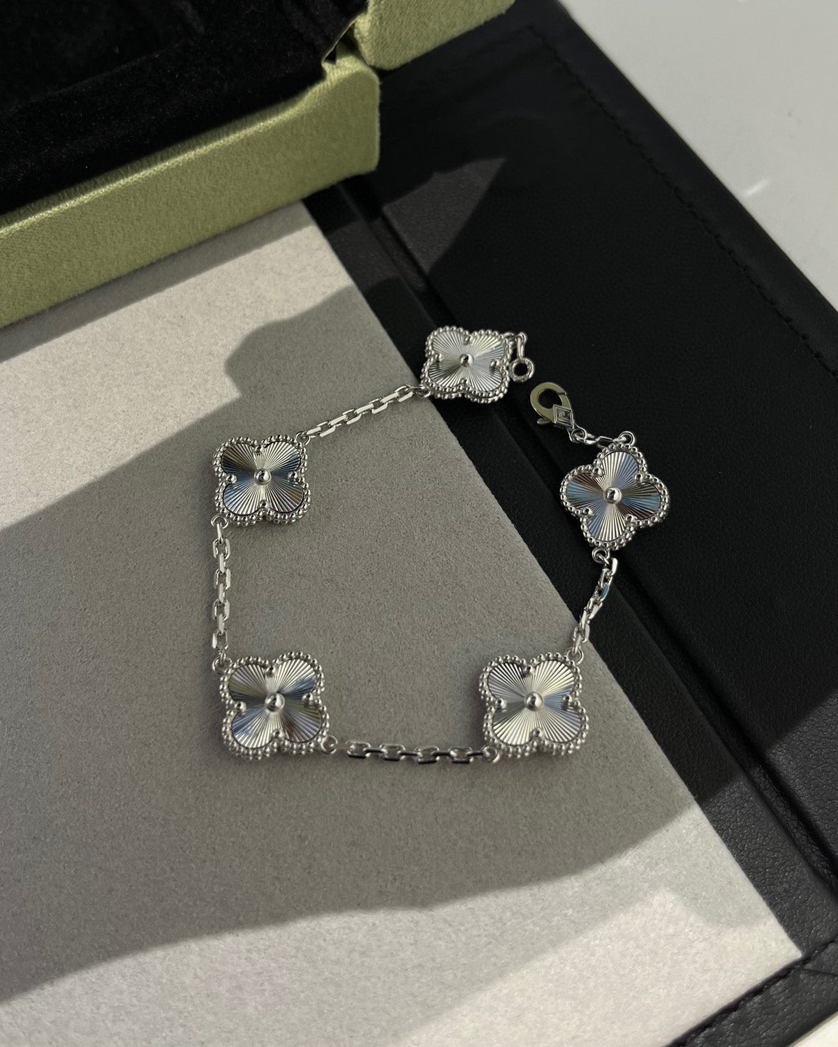 [⭐Reverie Jewels] CLOVER 5 MOTIF LASER BRACELET COLLECTION
